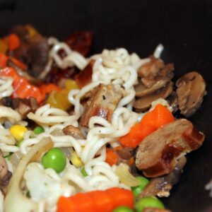 wok, wok dish, noodles