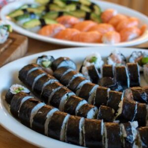food, maki, sushi